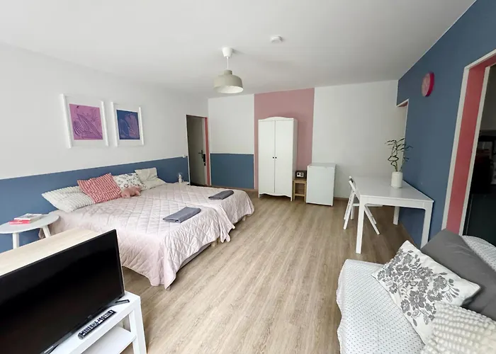 Central Apartment With Terrace And A Free Parking