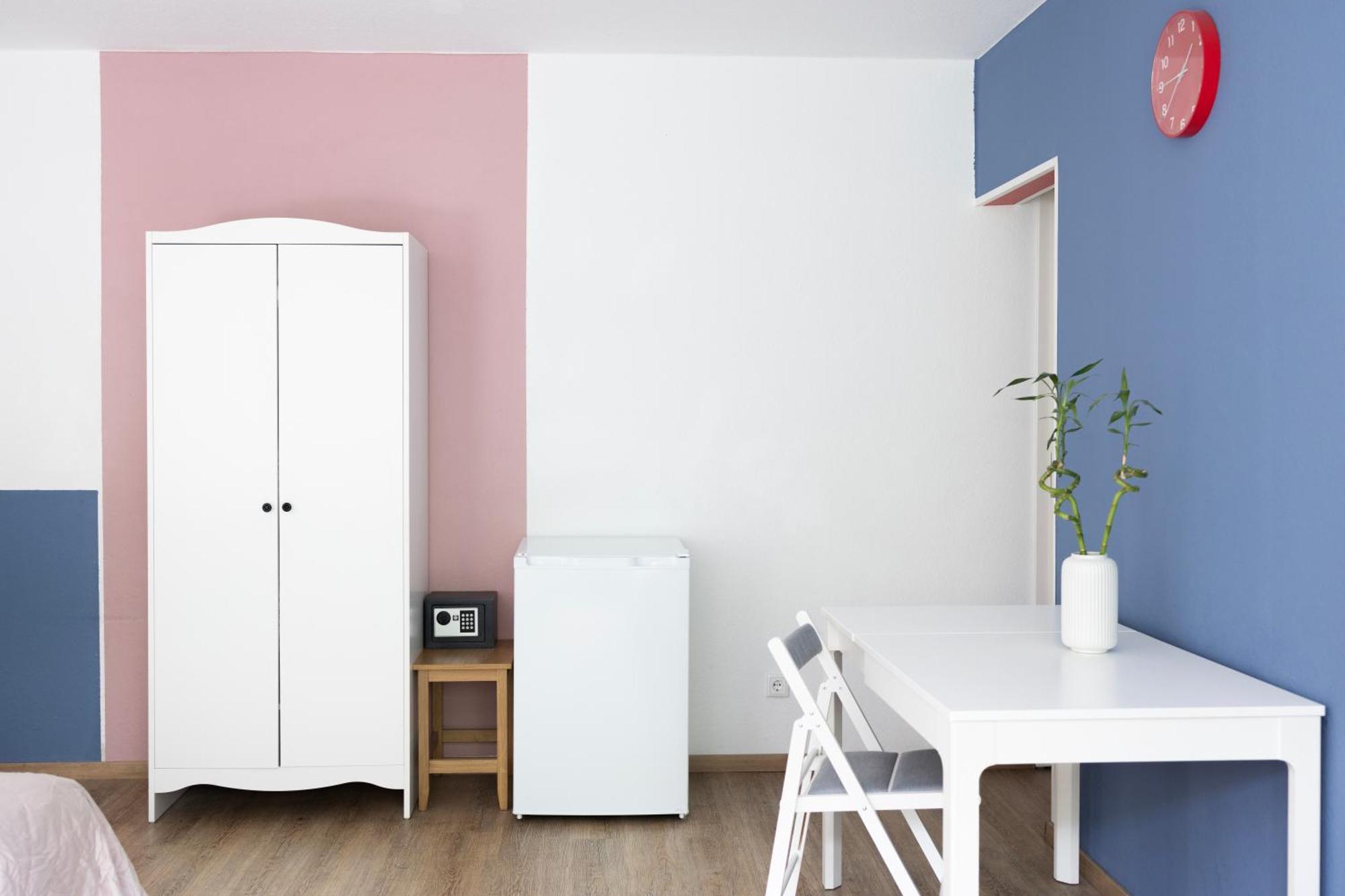 With Terrace And A Free Parking Apartment Duisburg
