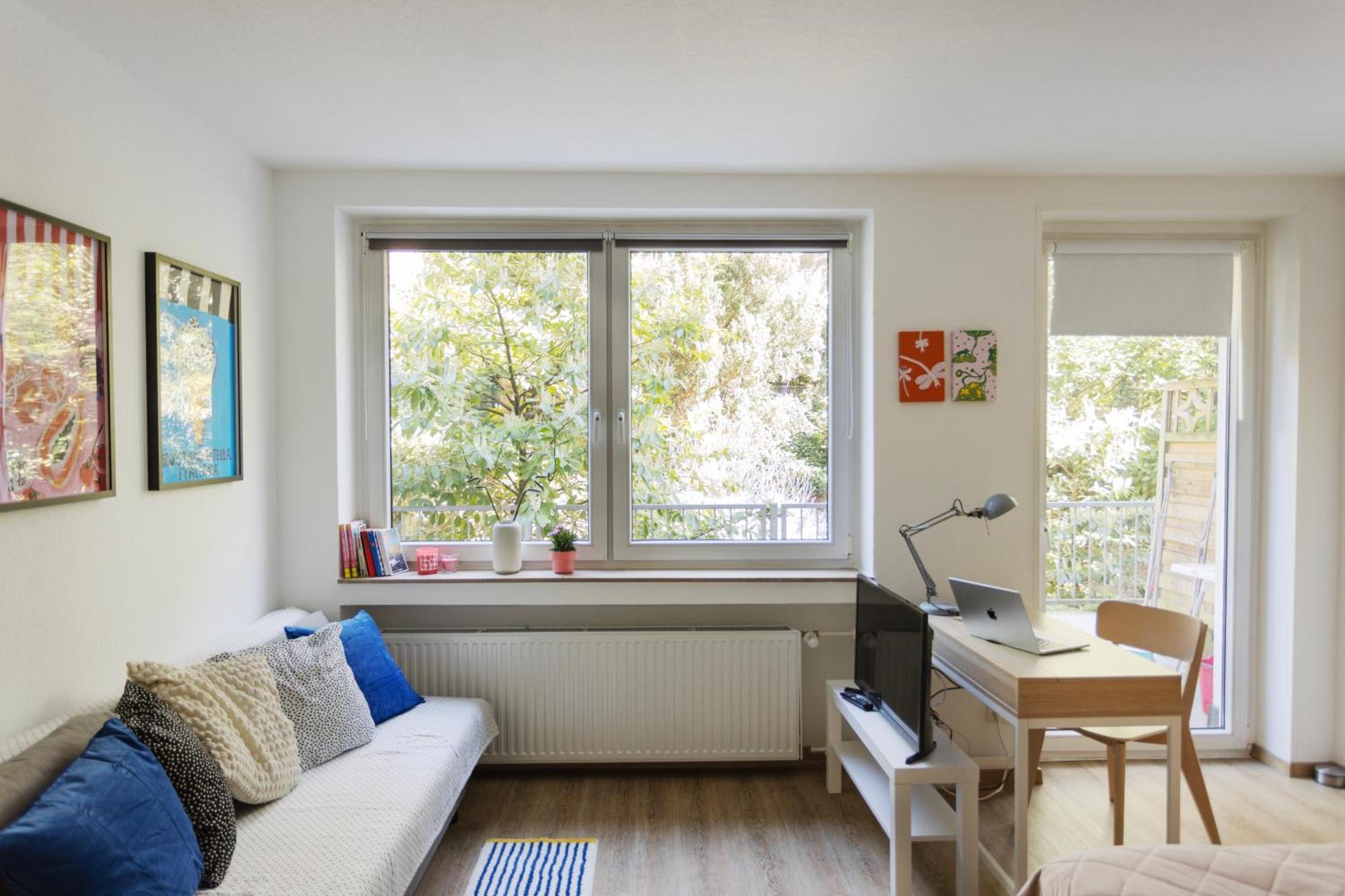 With Terrace And A Free Parking * Duisburg